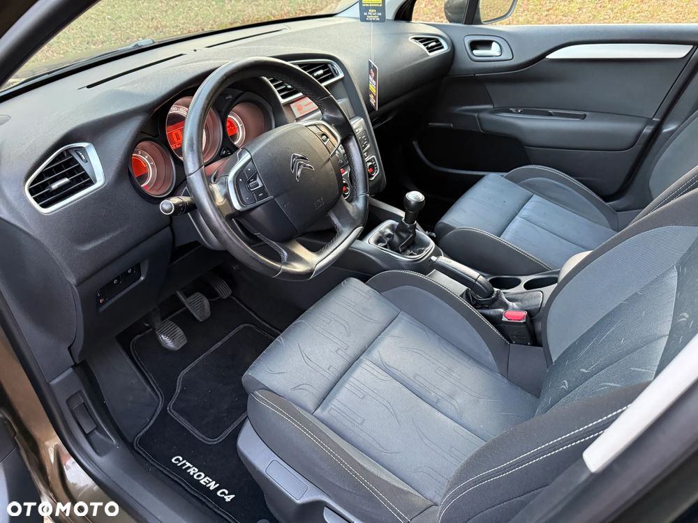 Citroën C4 VTi 95 Attraction - 11