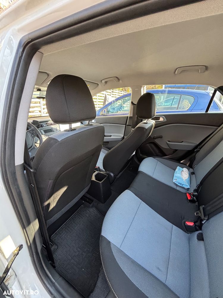 Hyundai i20 1.25 75CP M/T Comfort - 10