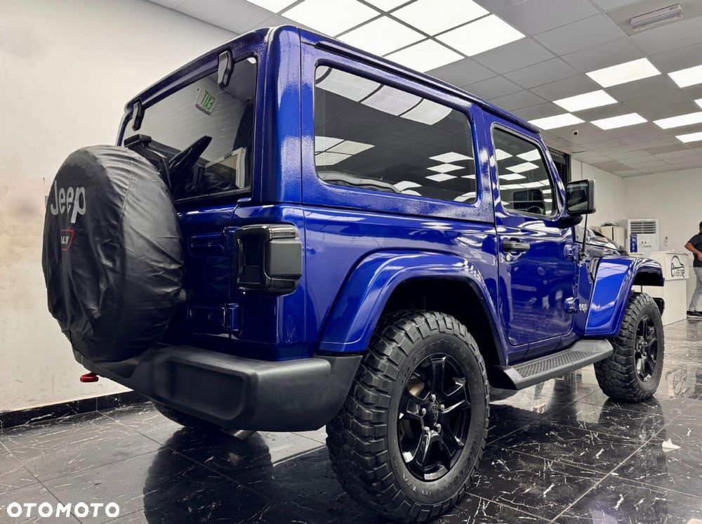 Jeep Wrangler - 2