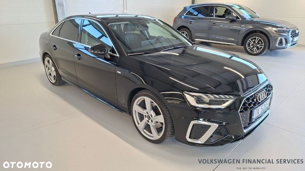 Audi A4 Limousine - 4