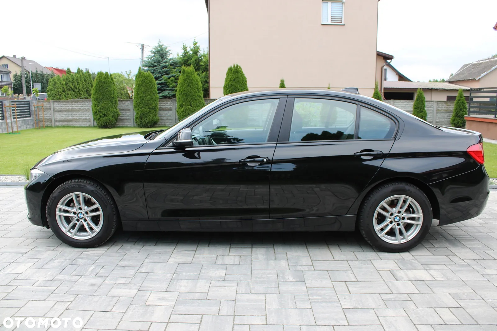 BMW Seria 3 - 17