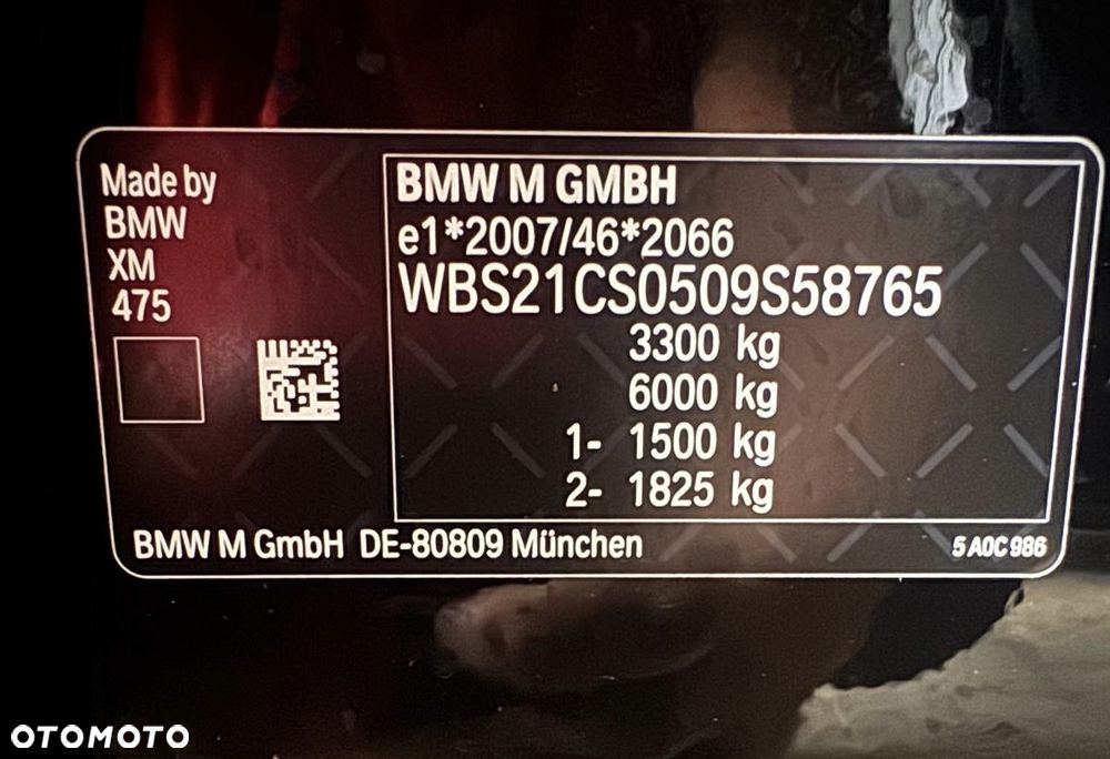 BMW XM - 9