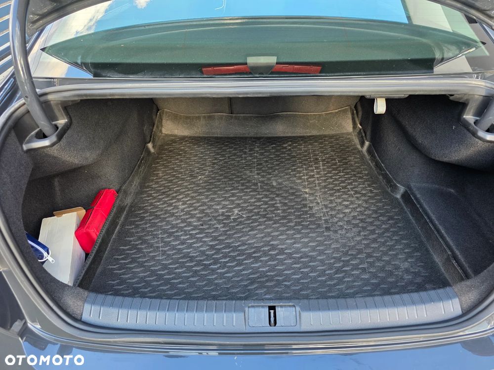 Volkswagen Passat 2.0 TDI EVO Essence - 7