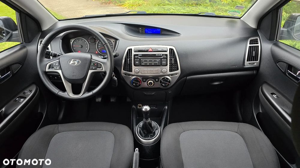 Hyundai i20 - 13