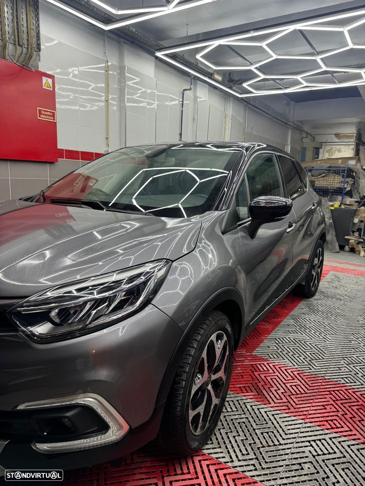 Renault Captur 0.9 TCE Exclusive - 2