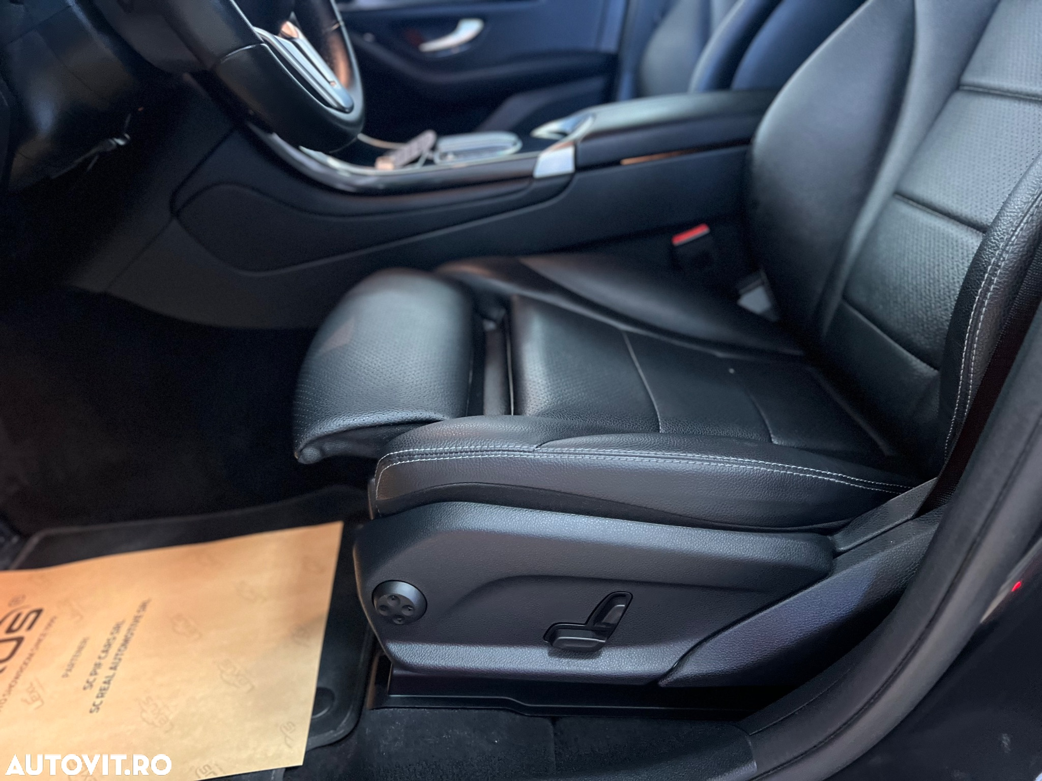 Mercedes-Benz GLC Coupe 200 d 4Matic 9G-TRONIC Exclusive - 7