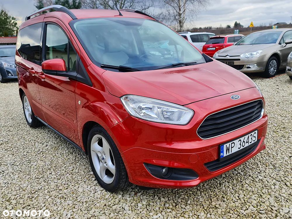 Ford Tourneo Courier 1.5 TDCi Titanium - 3