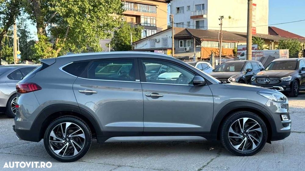 Hyundai Tucson - 11