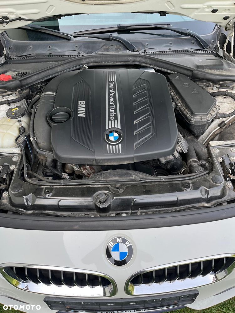 BMW Seria 3 335d Touring xDrive Sport Line - 5