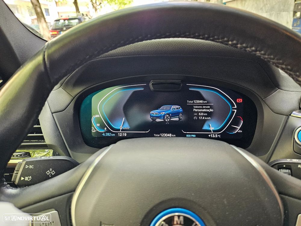 BMW iX3 Inspiring - 21