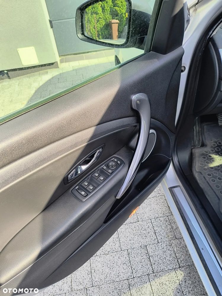 Renault Megane 1.5 dCi Privilege - 4