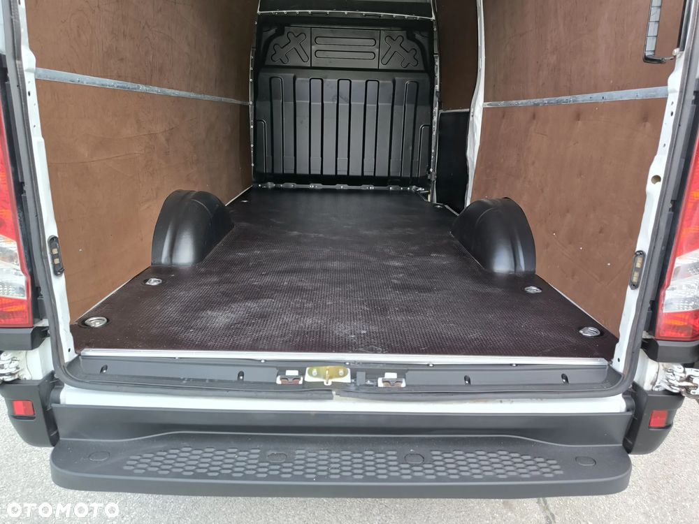 Iveco Daily - 22