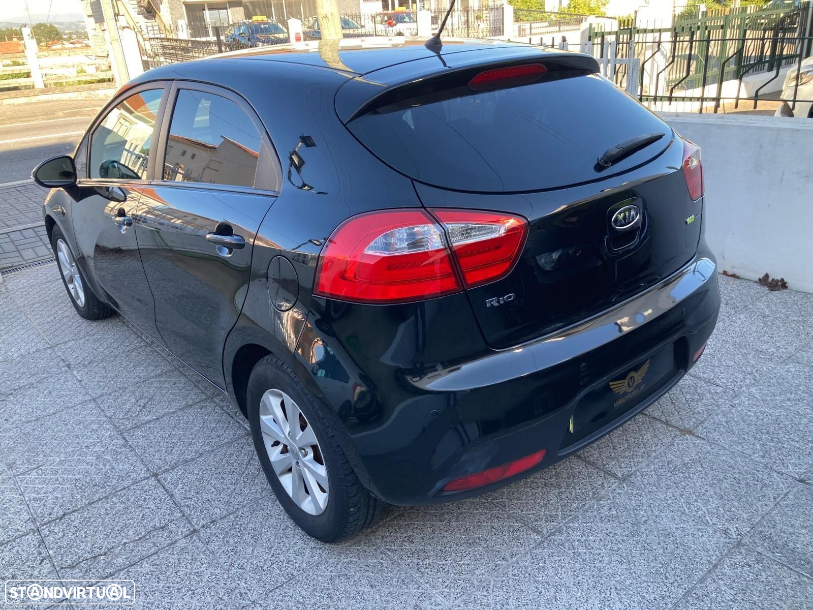 Kia Rio 1.4 CRDi TX Sport - 13
