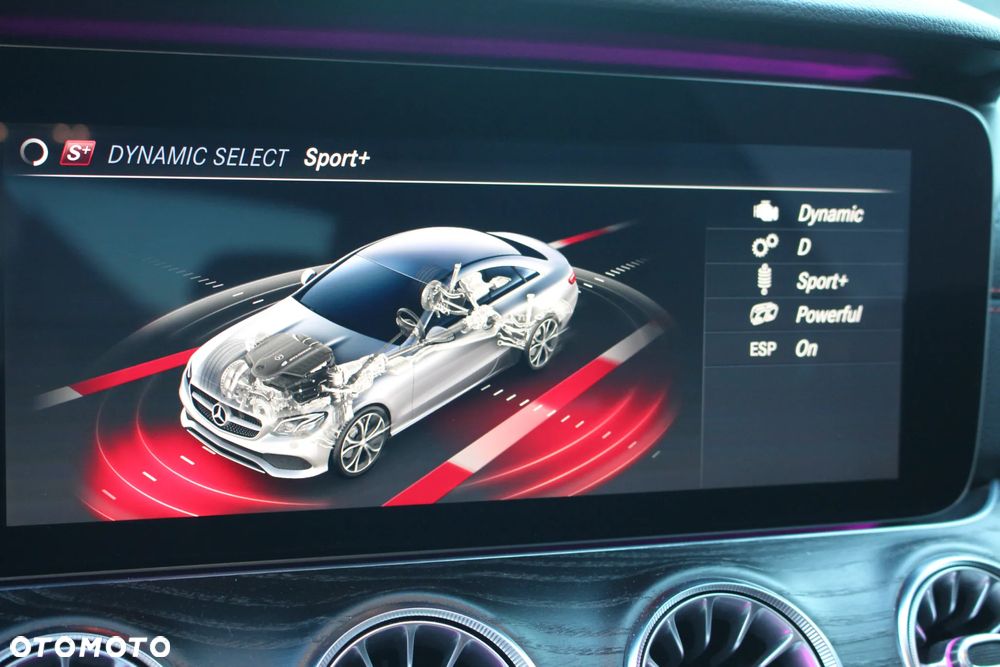 Mercedes-Benz Klasa E AMG 53 4Matic+ AMG Speedshift TCT-9G - 26