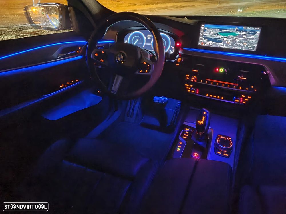 BMW 620 Gran Turismo d Pack M - 14