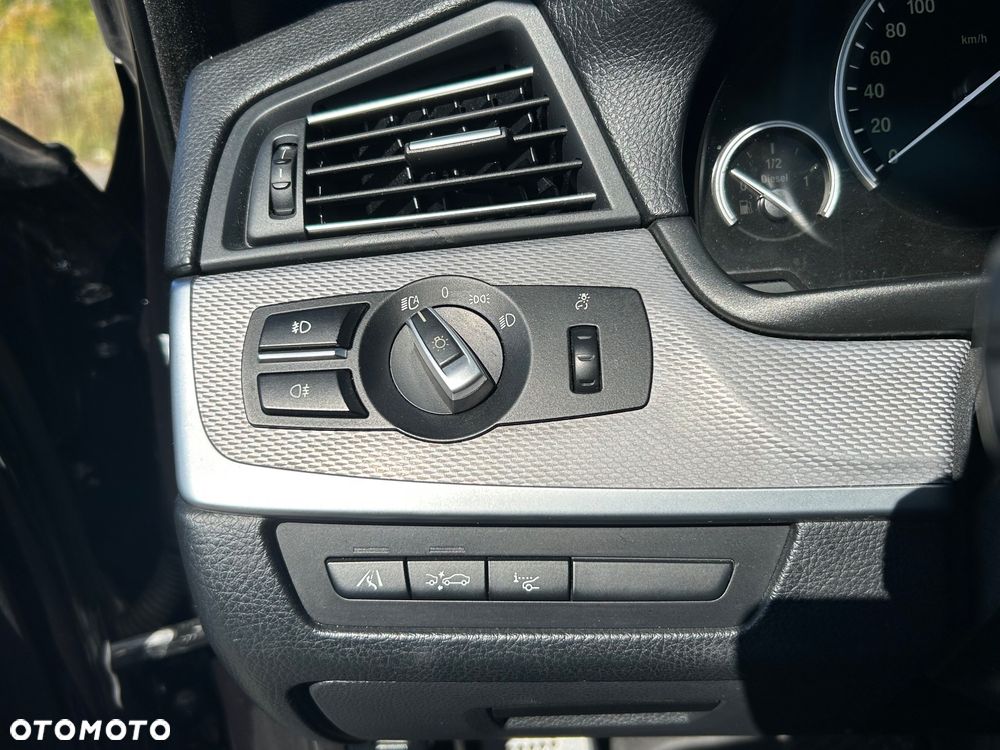 BMW Seria 5 520d - 15
