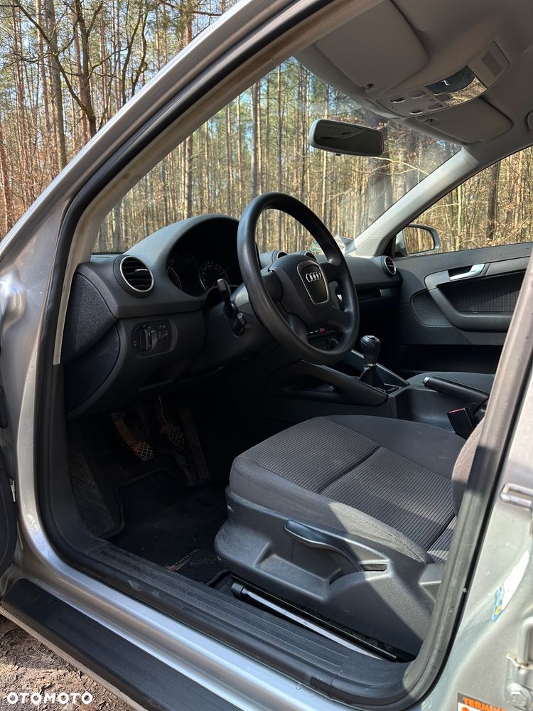 Audi A3 Sportback 1.9 TDI DPF Ambiente - 10