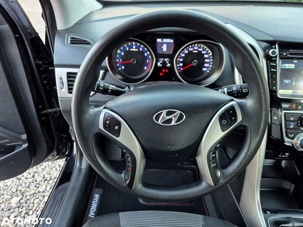 Hyundai i30 blue 1.4 Classic Navigation - 23