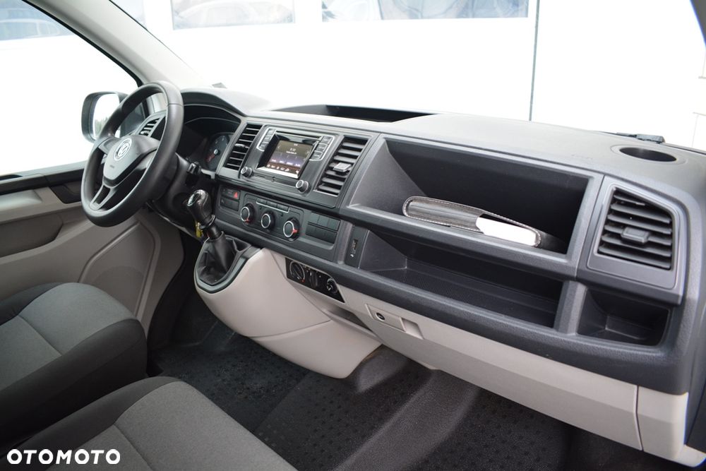 Volkswagen Transporter Kombi L1H1 - 26