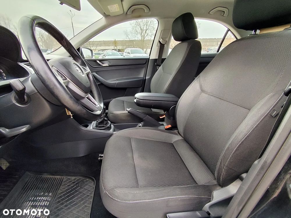 Skoda RAPID 1.2 Ambition - 7