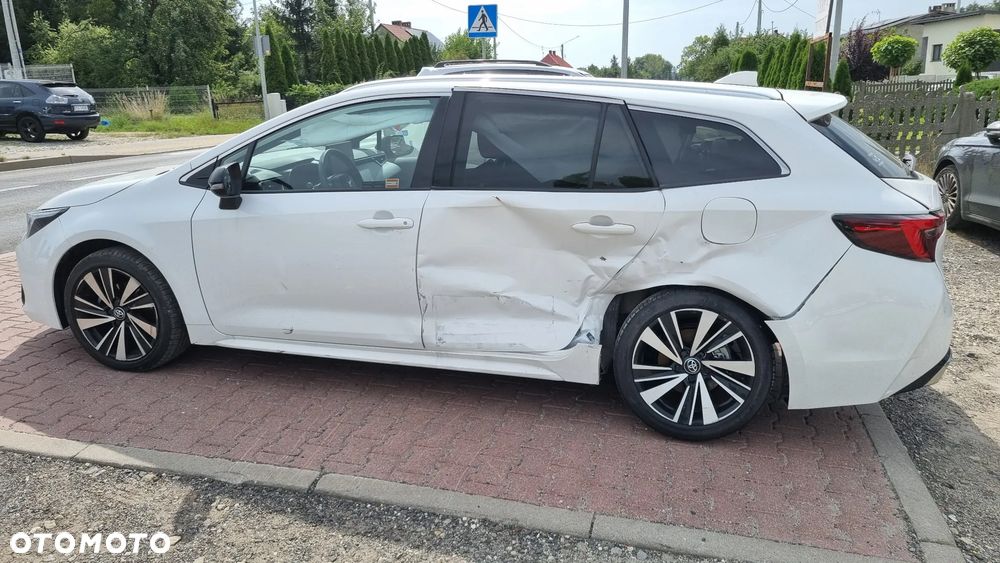 Toyota Corolla 1.8 Hybrid Comfort - 10