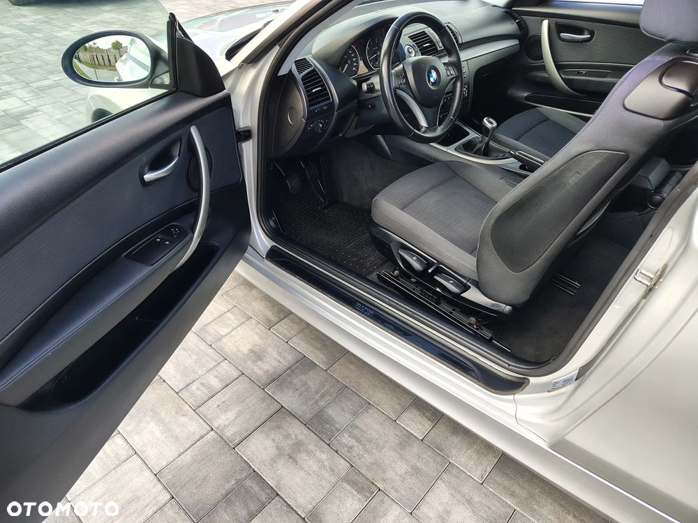 BMW Seria 1 116i Edition Sport - 10