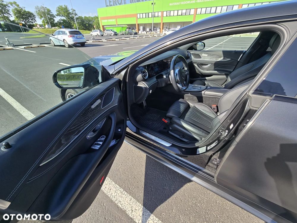 Mercedes-Benz CLS 300 d 4-Matic Avantgarde - 11