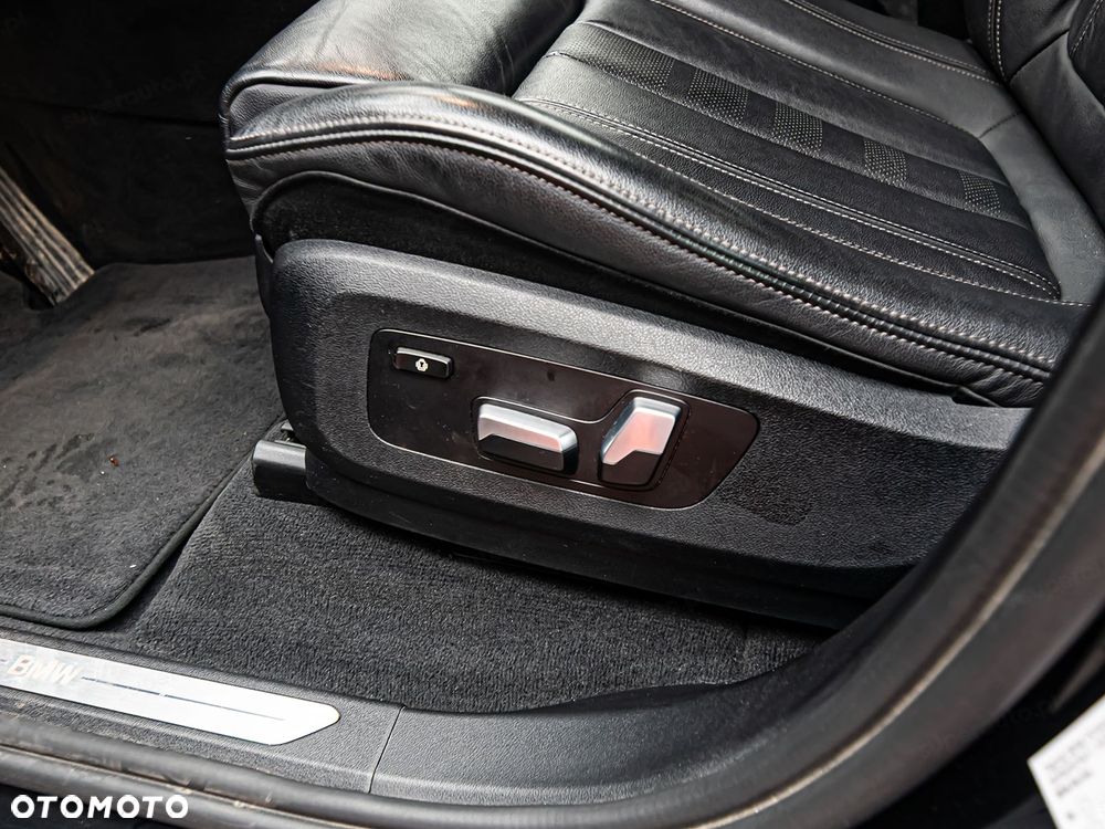BMW X5 xDrive45e - 8