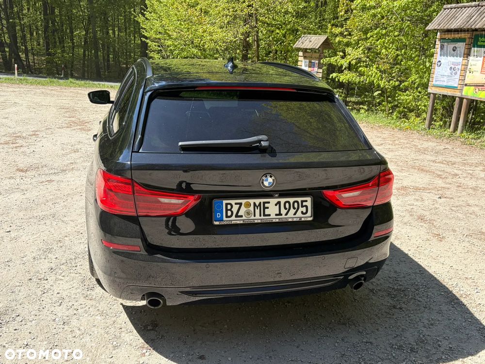 BMW Seria 5 530d xDrive - 8
