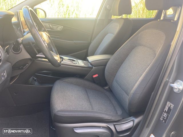 Hyundai Kauai Advantage - 30