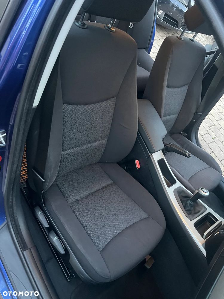 BMW Seria 3 - 27