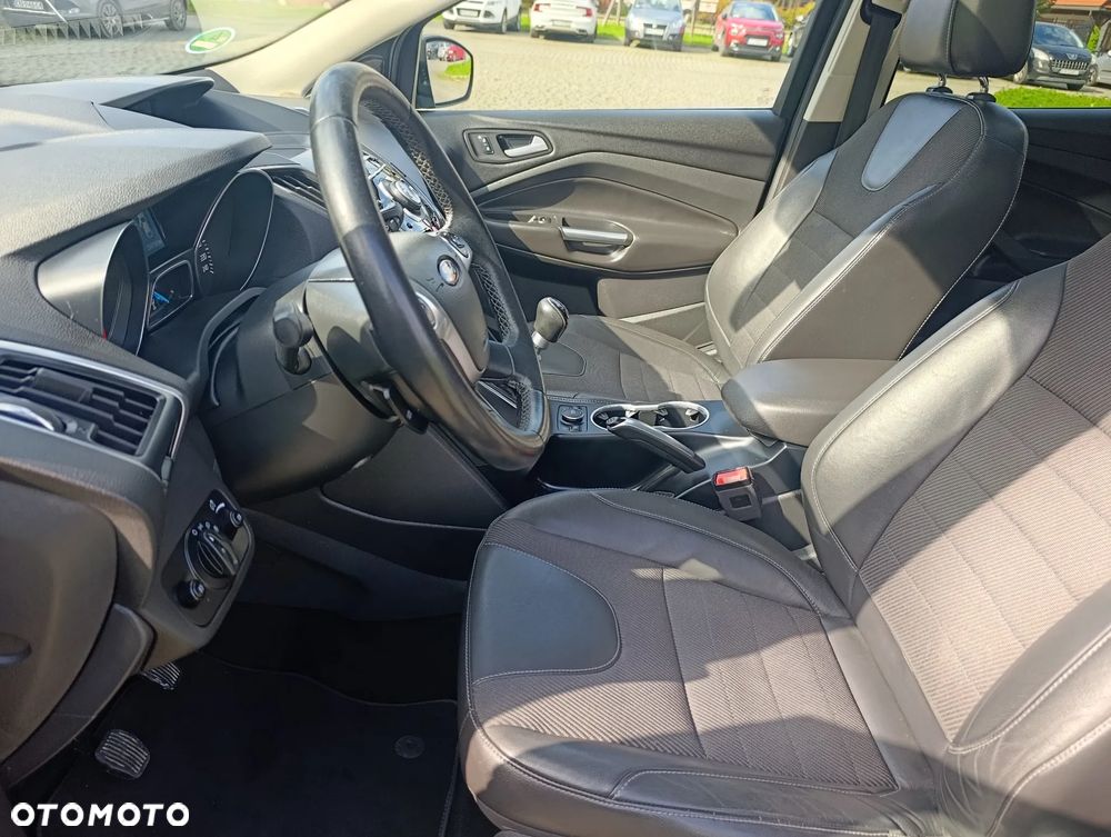 Ford Kuga 2.0 TDCi 4WD Titanium Plus - 12