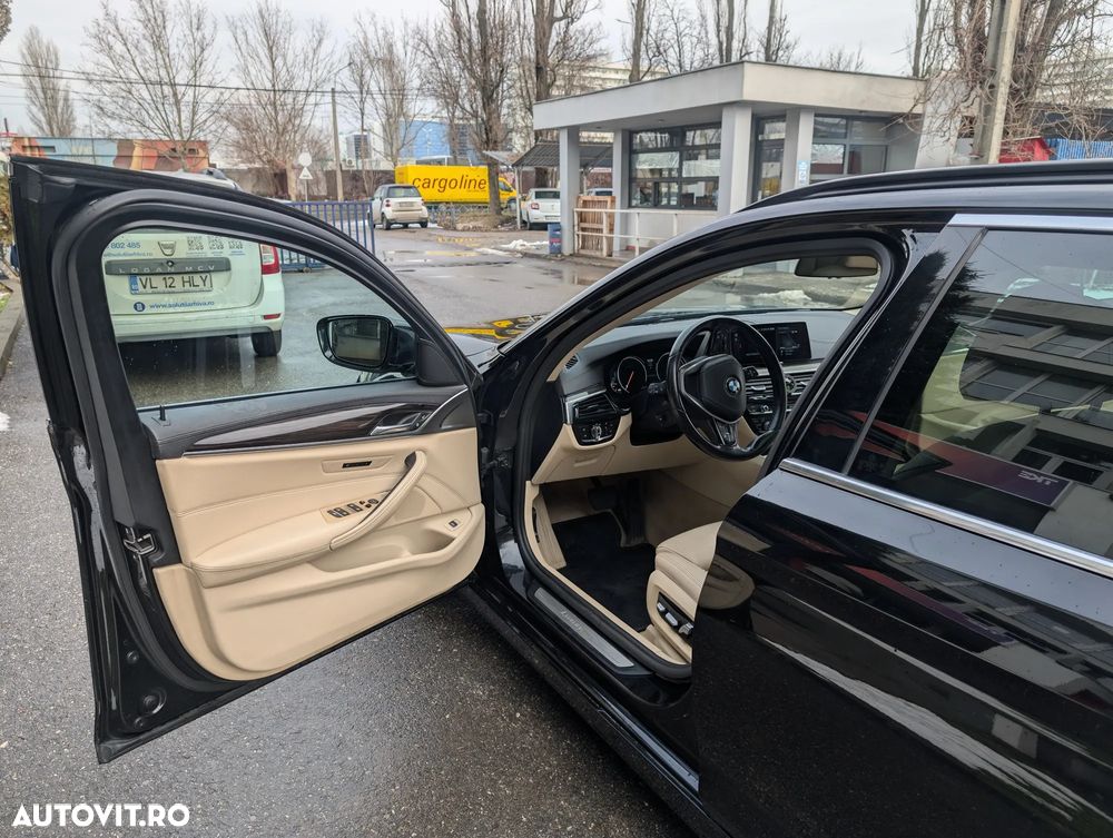 BMW Seria 5 530d xDrive AT - 14