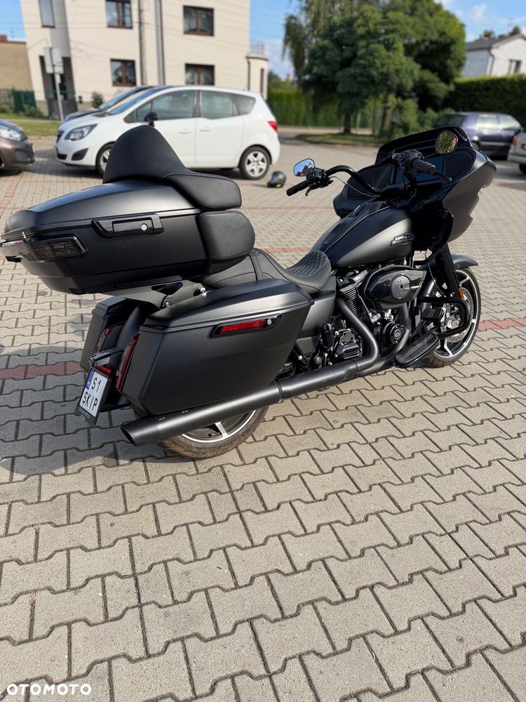 Harley-Davidson CVO Street Glide - 1