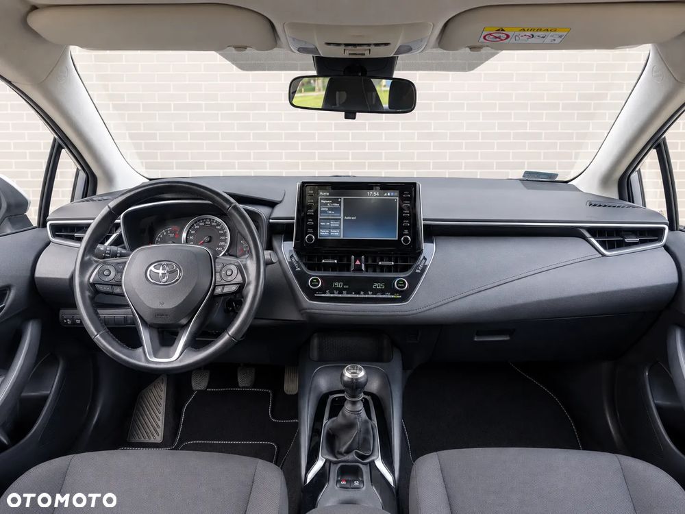 Toyota Corolla 1.6 Comfort - 10
