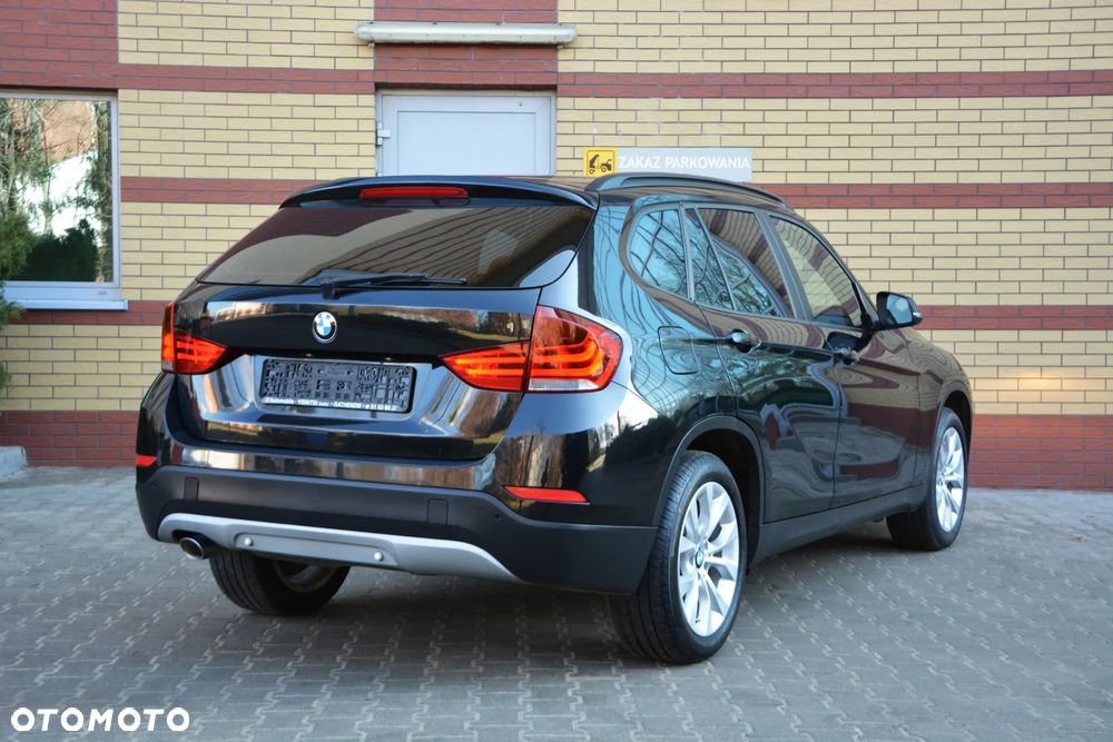 BMW X1 sDrive18d xLine - 4