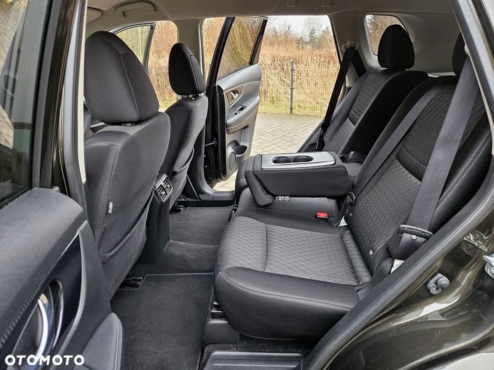 Nissan X-Trail 1.6 DIG-T N-Connecta 2WD - 20