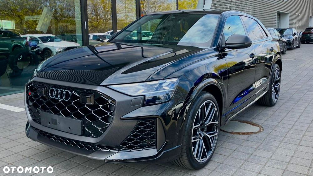 Audi RS Q8 - 2