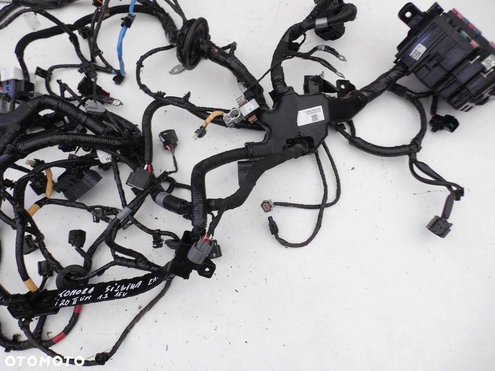 WIĄZKA INSTALACJA KOMORY SILNIKA PUSZKA BEZPIECZNIKÓW HYUNDAI I20 II LIFT 1.2 16V 2018r. EUROPA - 6