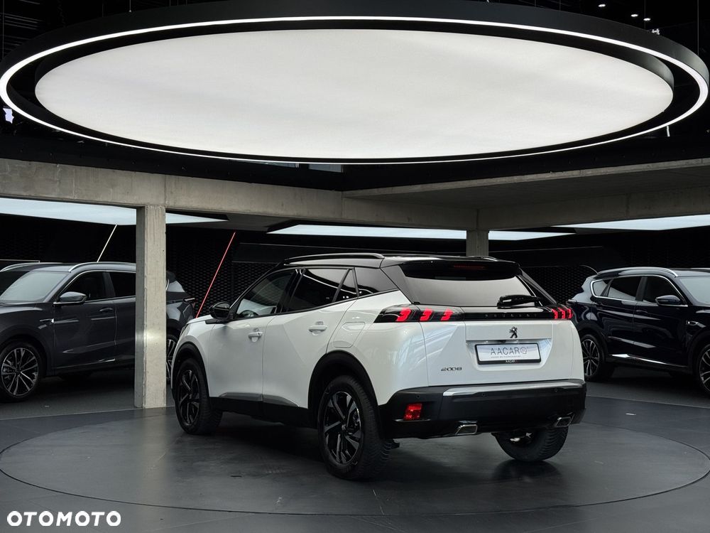 Peugeot 2008 - 4
