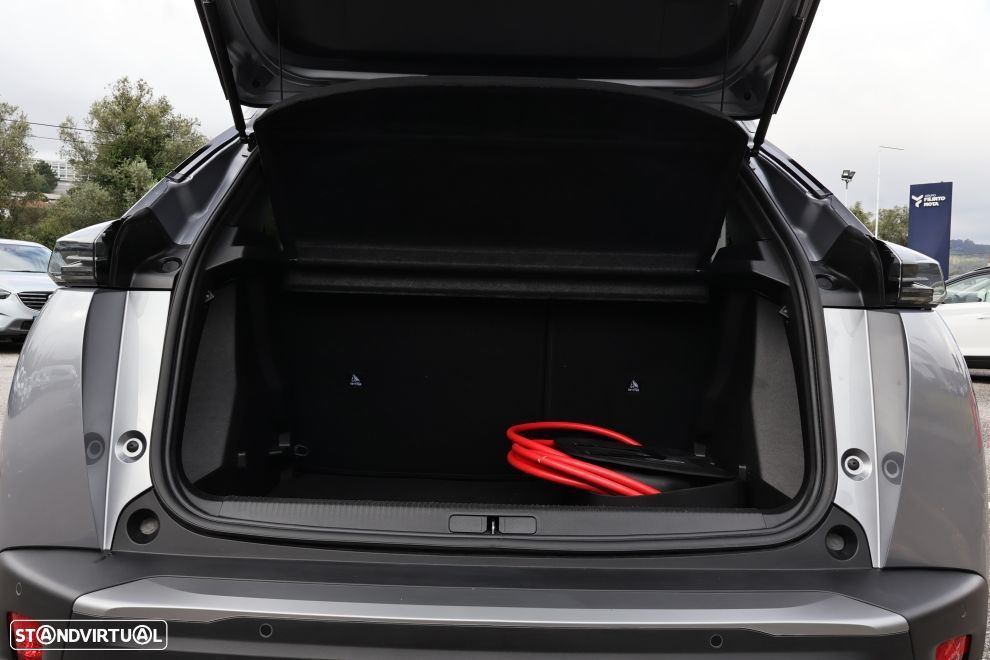 Peugeot e-2008 54 kWh Allure - 17