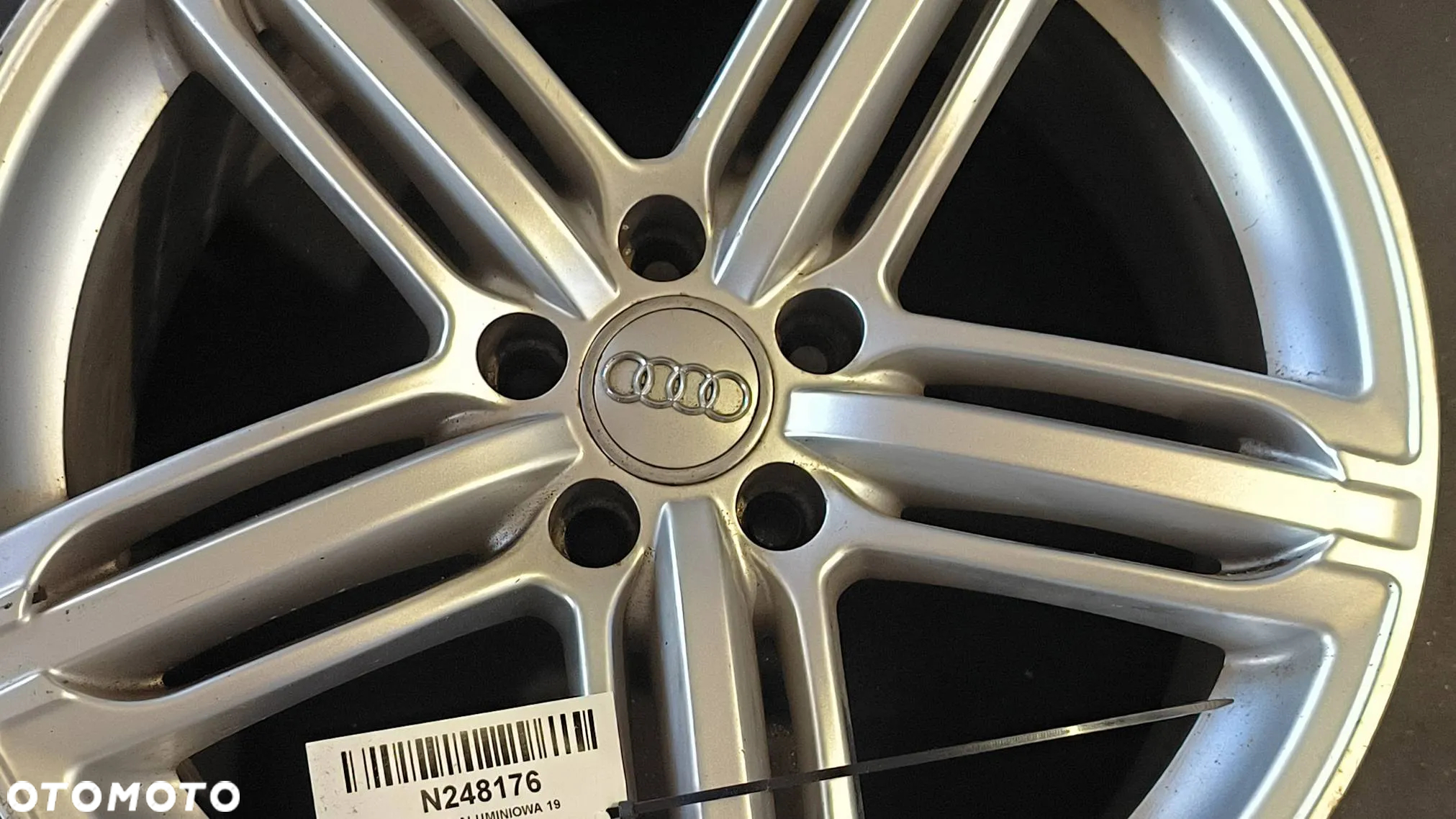 Audi A8 S8 D3 4E 2004 Felgi aluminiowe R18 5X112 ET45 8J - 10