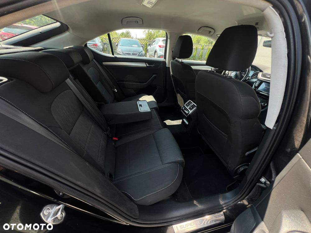 Skoda Superb 2.0 TDI Ambition - 7