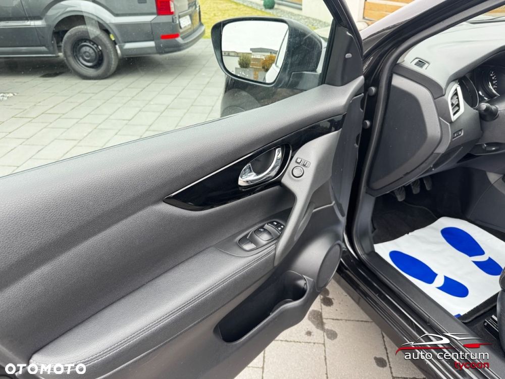 Nissan Qashqai - 22