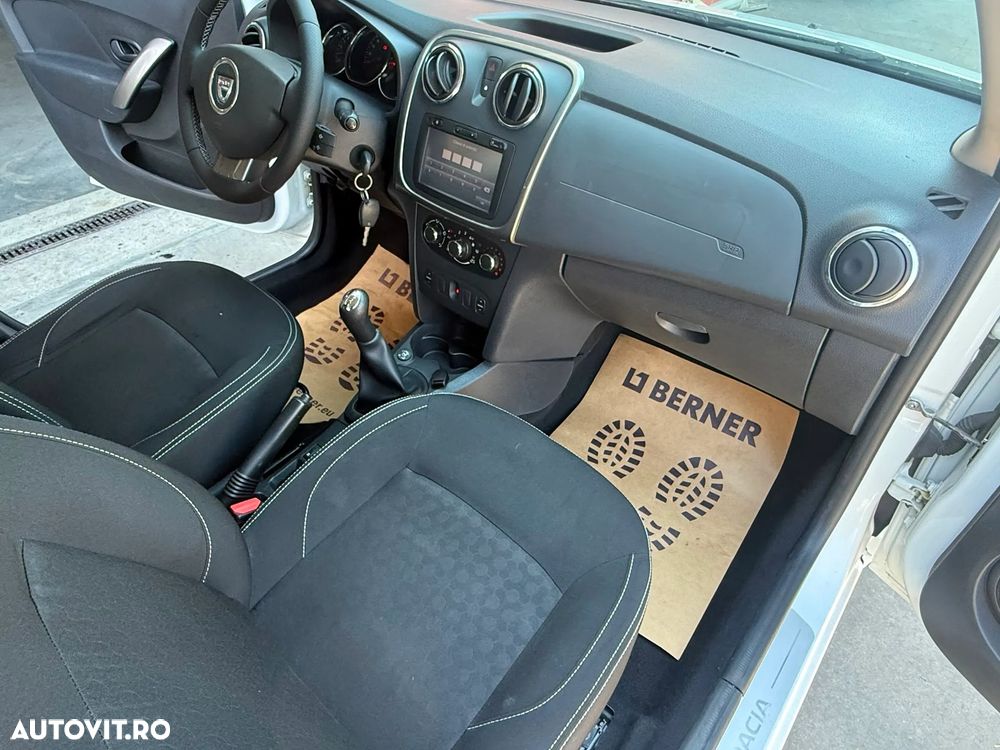 Dacia Sandero 1.0 SCe Laureate - 6