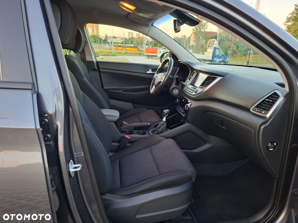 Hyundai Tucson 1.6 GDI BlueDrive Style 2WD - 8