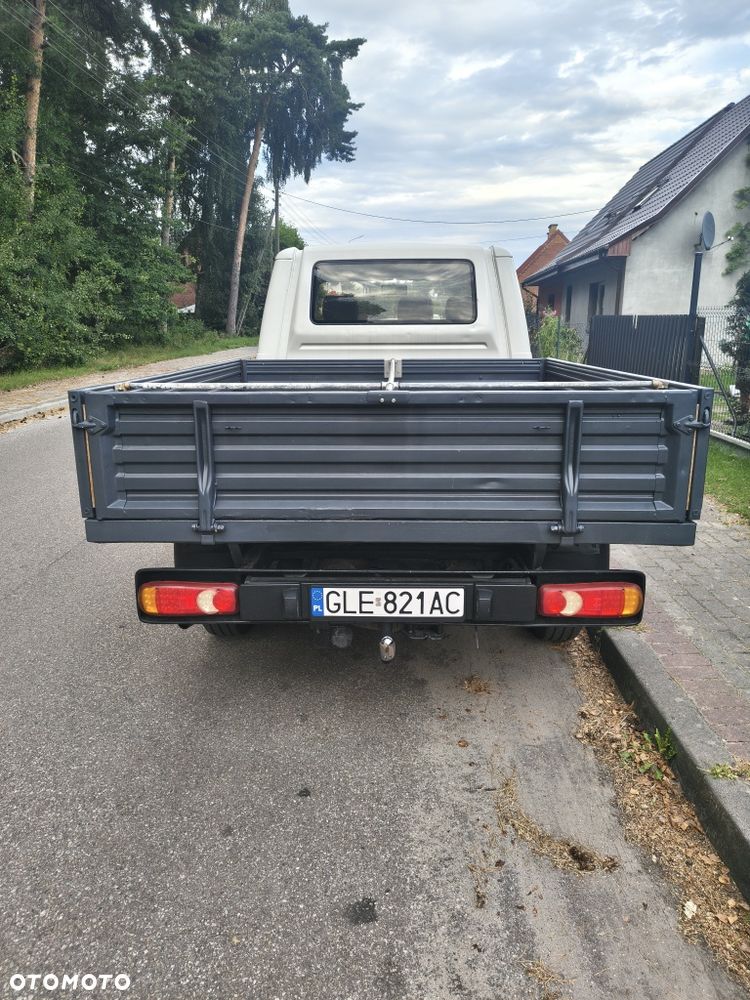Volkswagen Transporter - 3