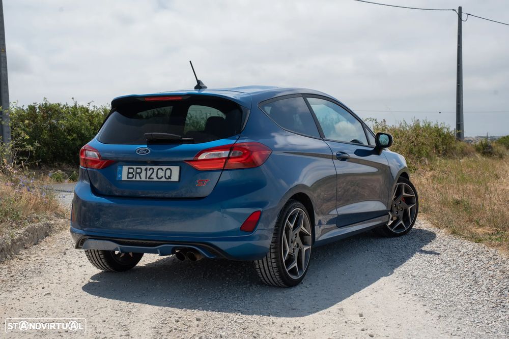 Ford Fiesta 1.5 EcoBoost S&S ST X - 4