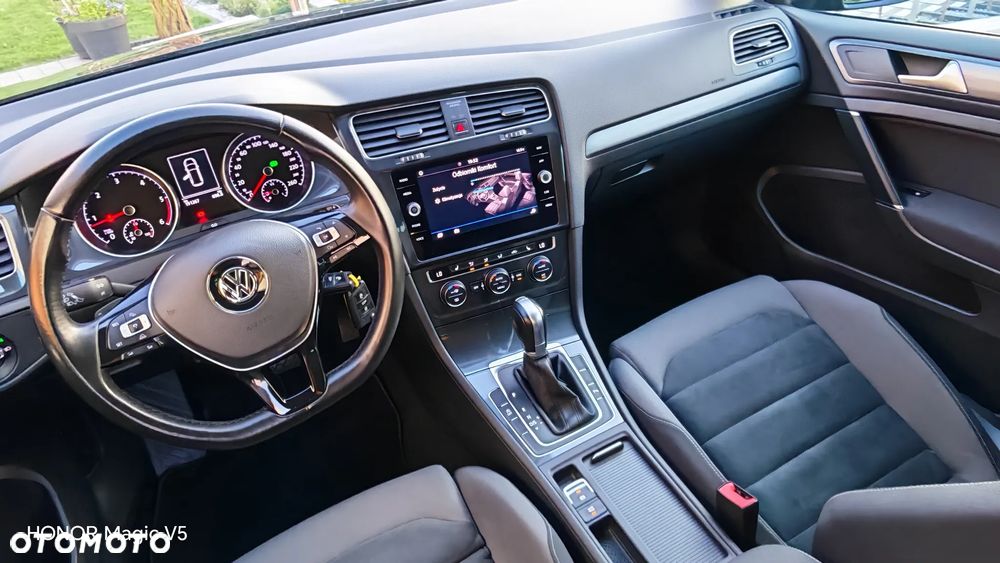 Volkswagen Golf Variant 1.6 TDI BMT Highline DSG - 26