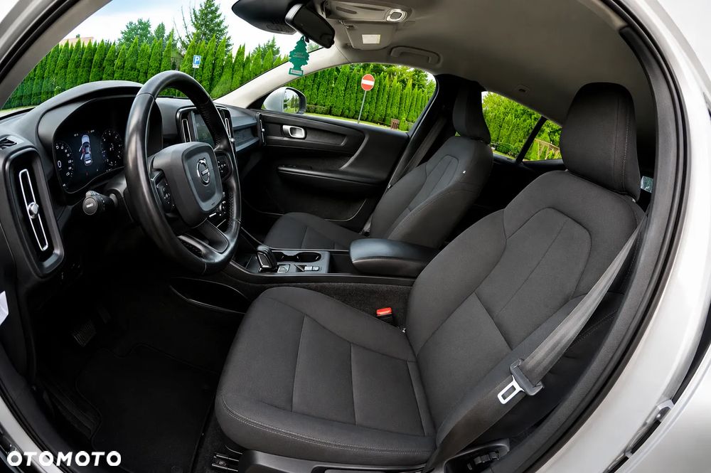 Volvo XC 40 D3 Momentum - 19